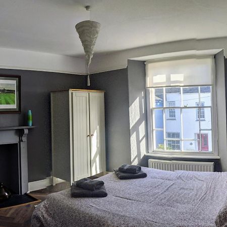 St Davids Gin & Kitchen - The Cathedral Villas Esterno foto