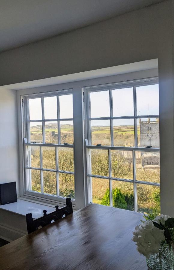 St Davids Gin & Kitchen - The Cathedral Villas Esterno foto